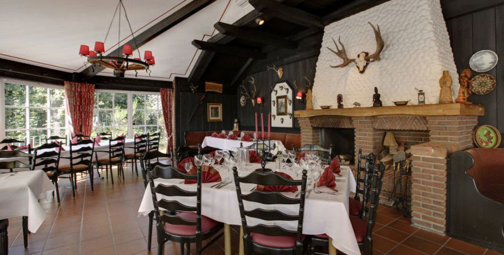 Hotel Restaurant Zum Jaegerheim Вендебург Экстерьер фото